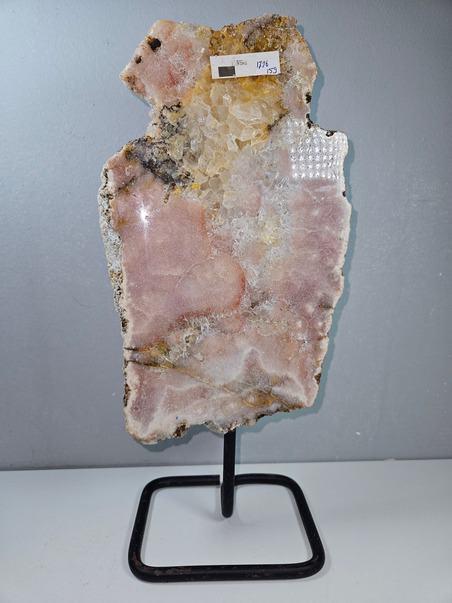 Roze amethist op standaard 1726 gram