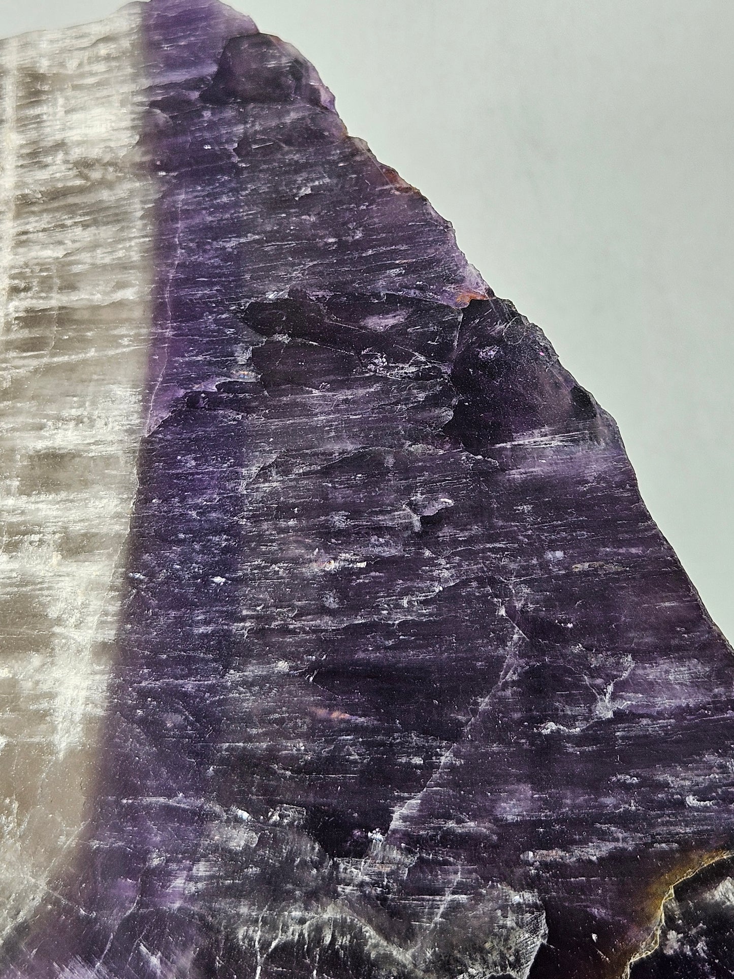 Dream amethist slab 3000 gram