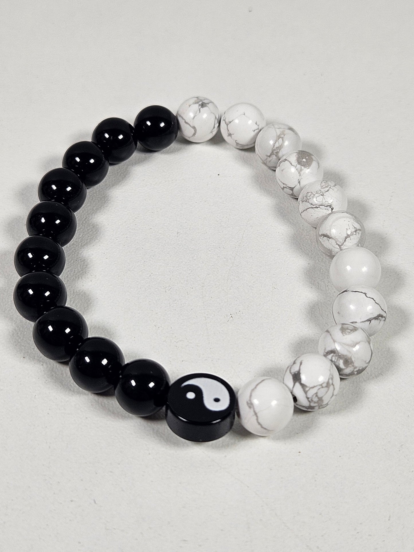 Yin Yang (howliet en obsidiaan) armband 8mm