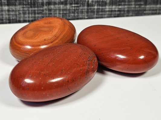 Rode Jaspis palmsteen