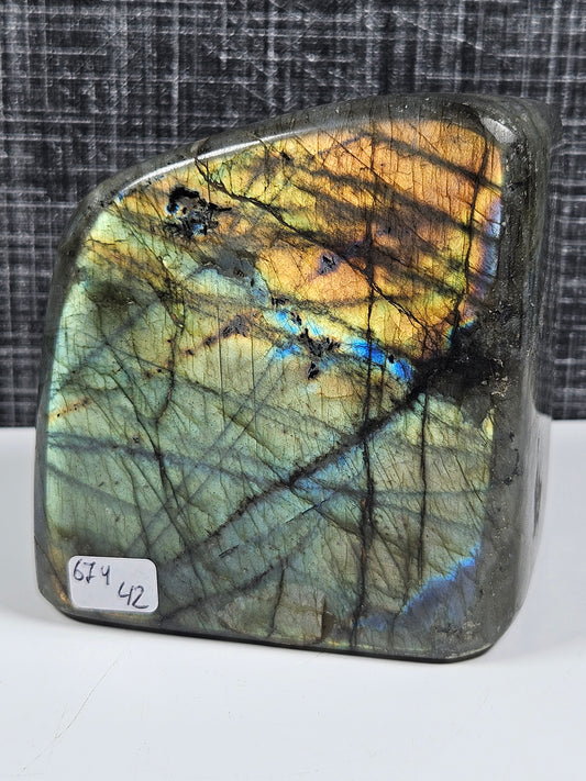 Labradoriet freeform 674 gram