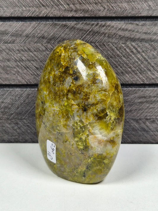 Groene Opaal Sculptuur 290 gram