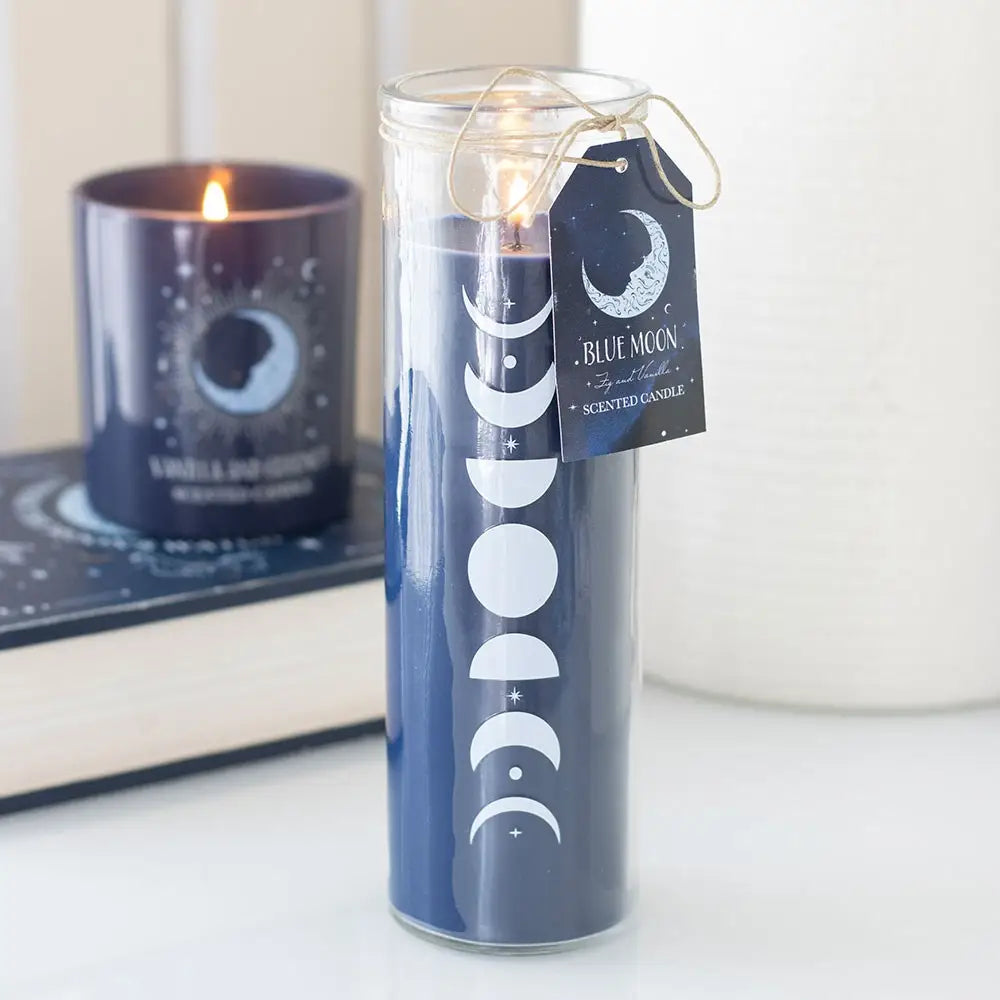 Blue Moon Duftkerze im Glas (Wilde Heidelbeere und Vanille)