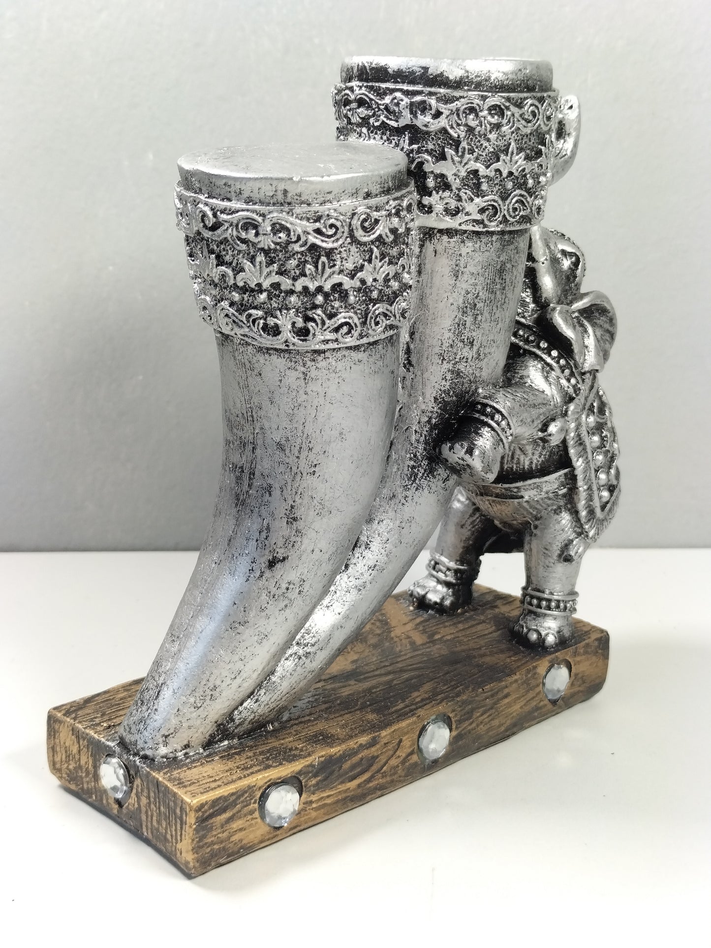 Olifant met hoorns houder Zilver