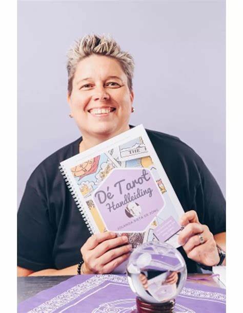 Dé Tarot handleiding met BONUS!, Jolanda Sieta de Jong (A5)