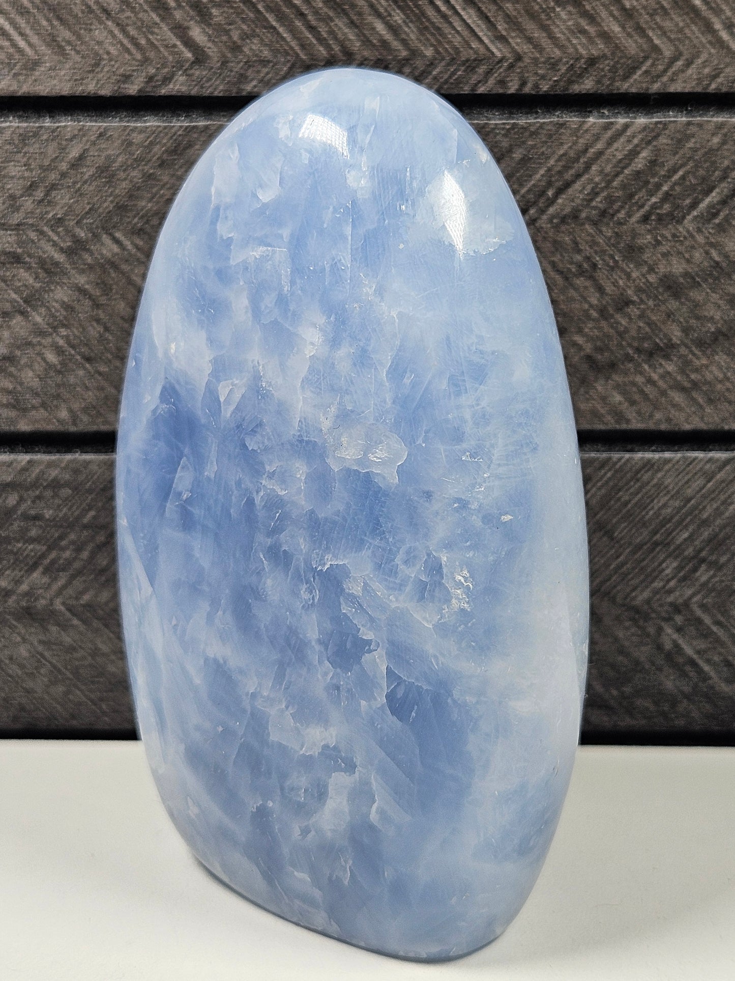 Blauwe calciet sculptuur 380 gram