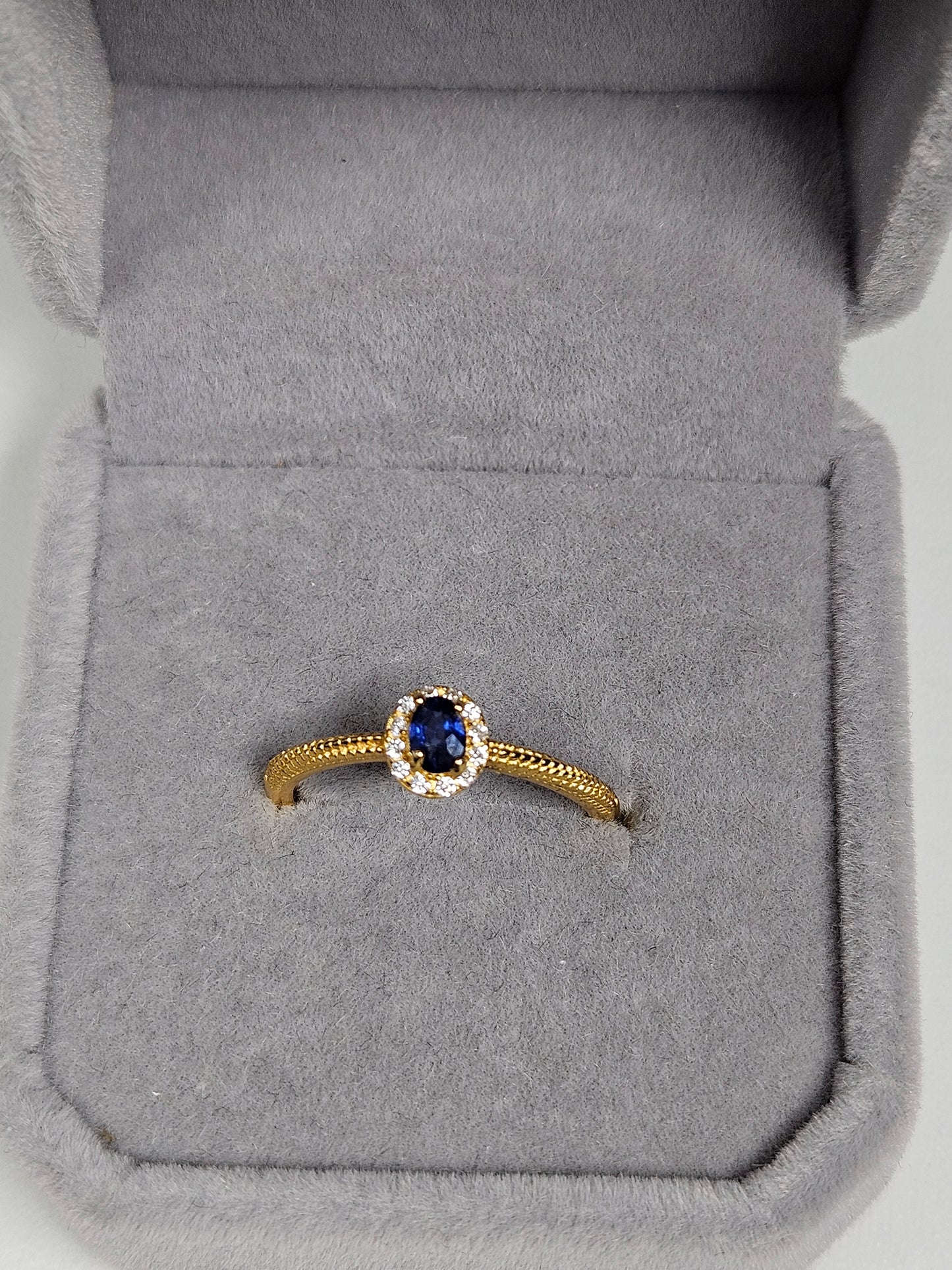 Saffier s925(verguld) verstelbare ring nr20