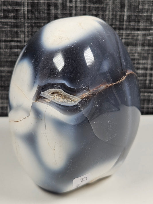 Orka agaat sculptuur 464 gram