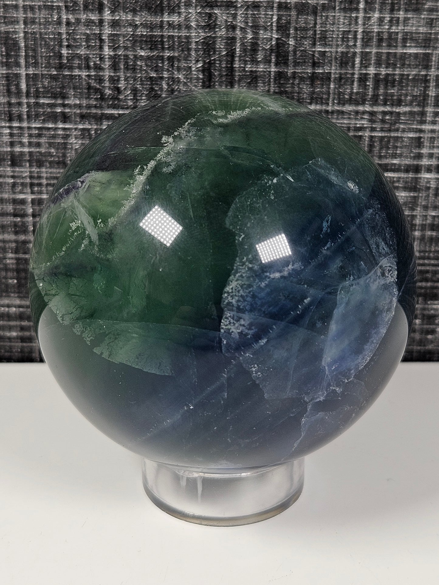 Blauw/groen/paars vederfluoriet bol 544 gram