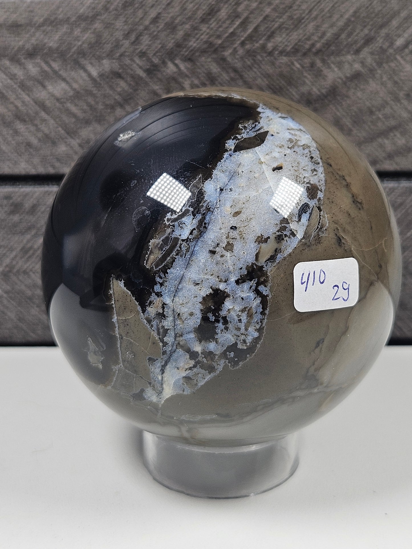 Vulkaanagaat bol 410 gram