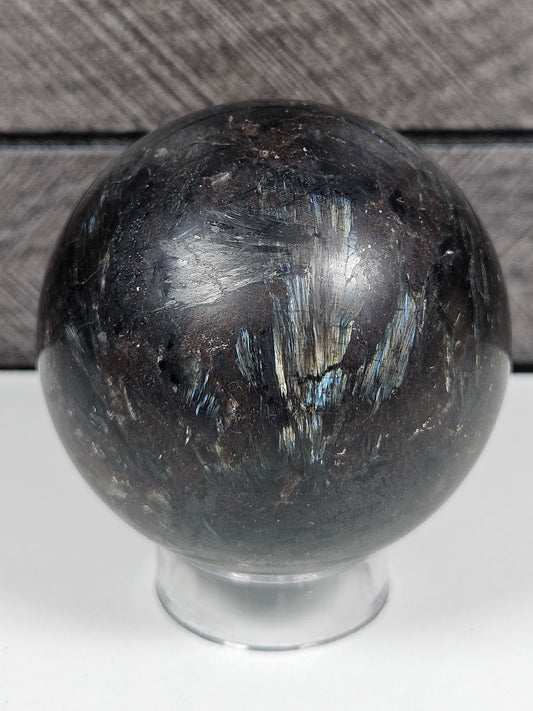 Arfvedsoniet, Astrofylliet en Granaat Bol 342 gram