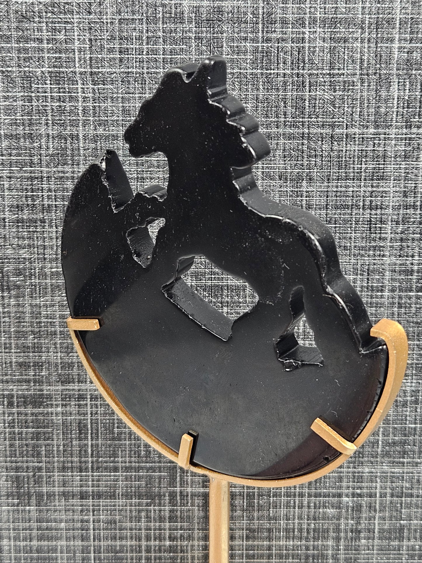 Obsidiaan eenhoorn op standaard