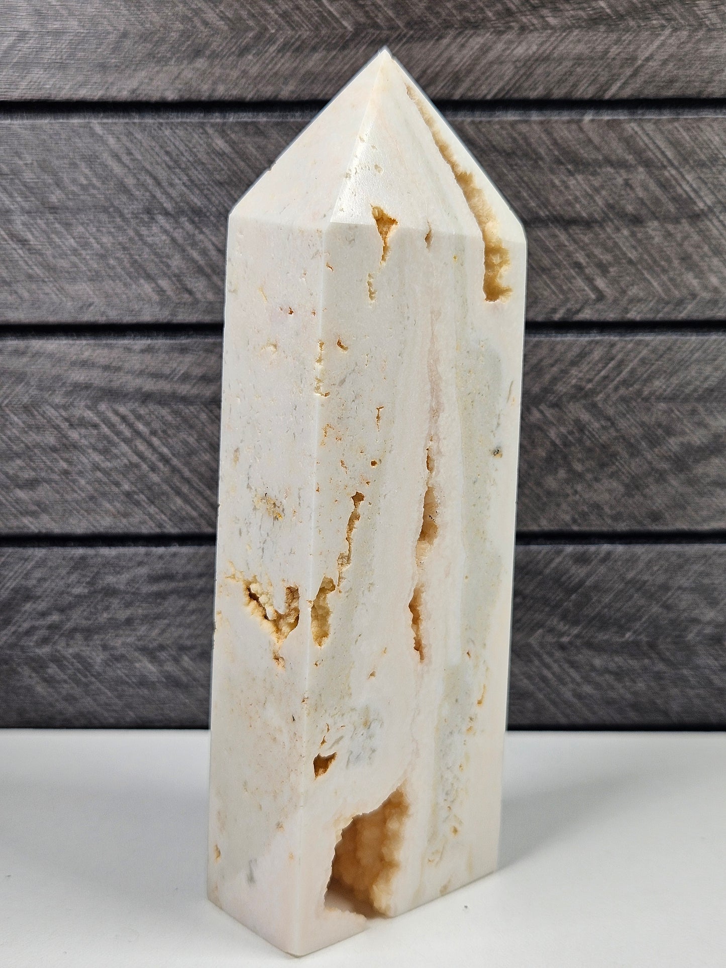 Witte calciet toren 316 gram