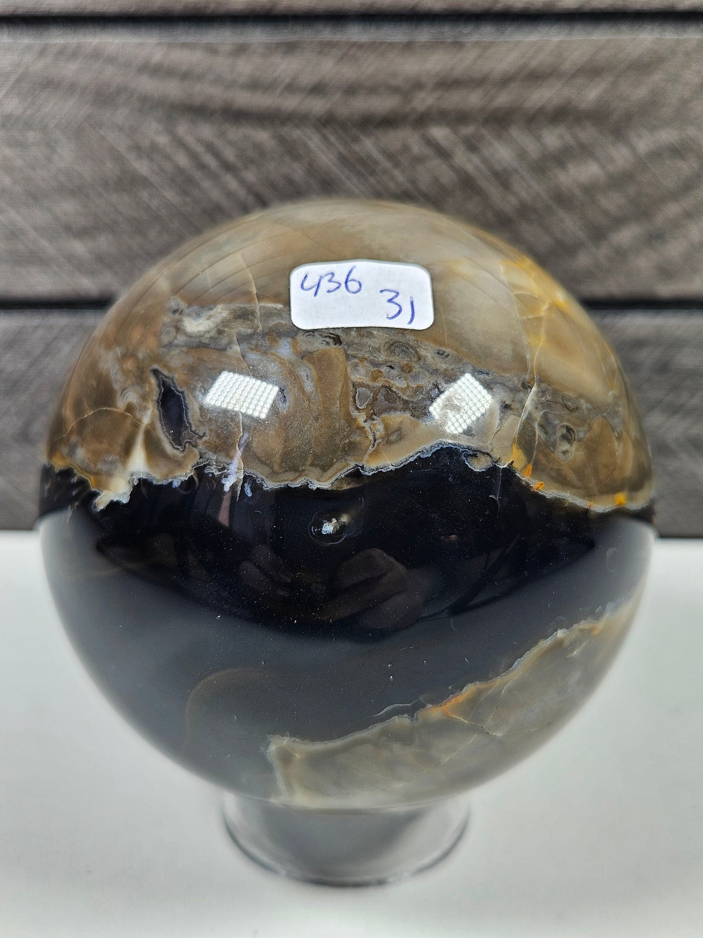 Vulkaanagaat bol 436 gram
