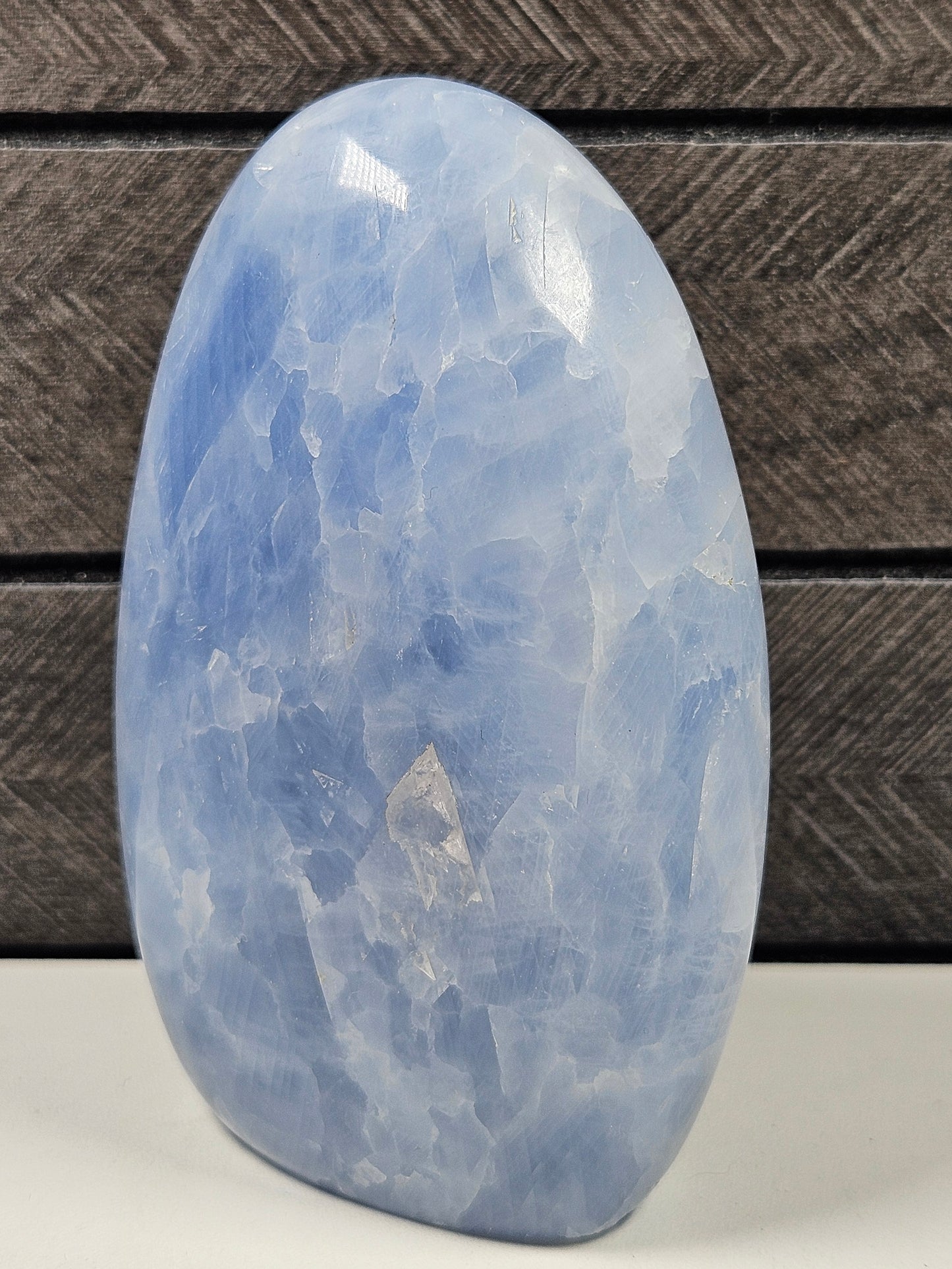 Blauwe calciet sculptuur 380 gram