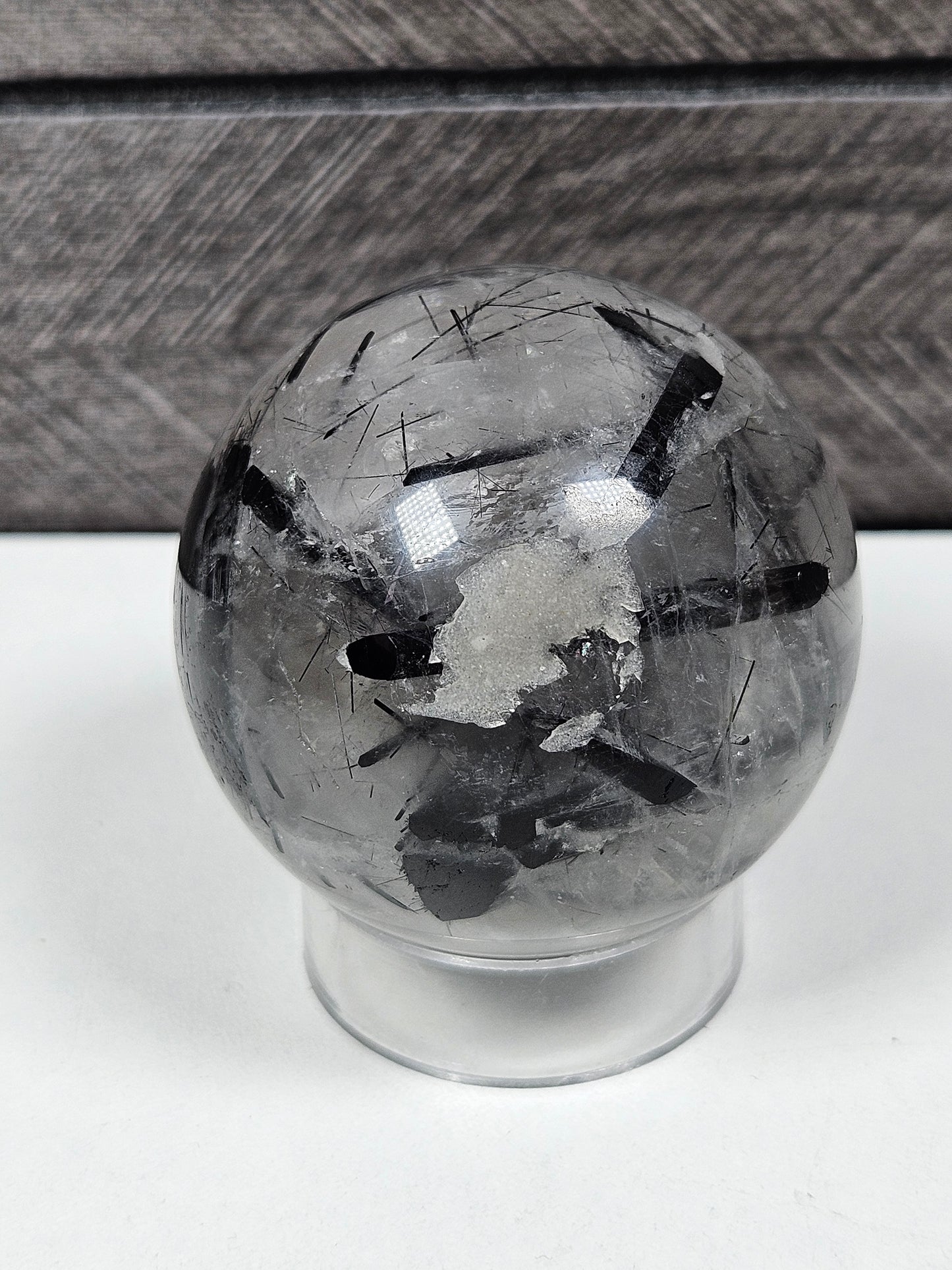 Zwarte toermalijn/kwarts bol 136 gram