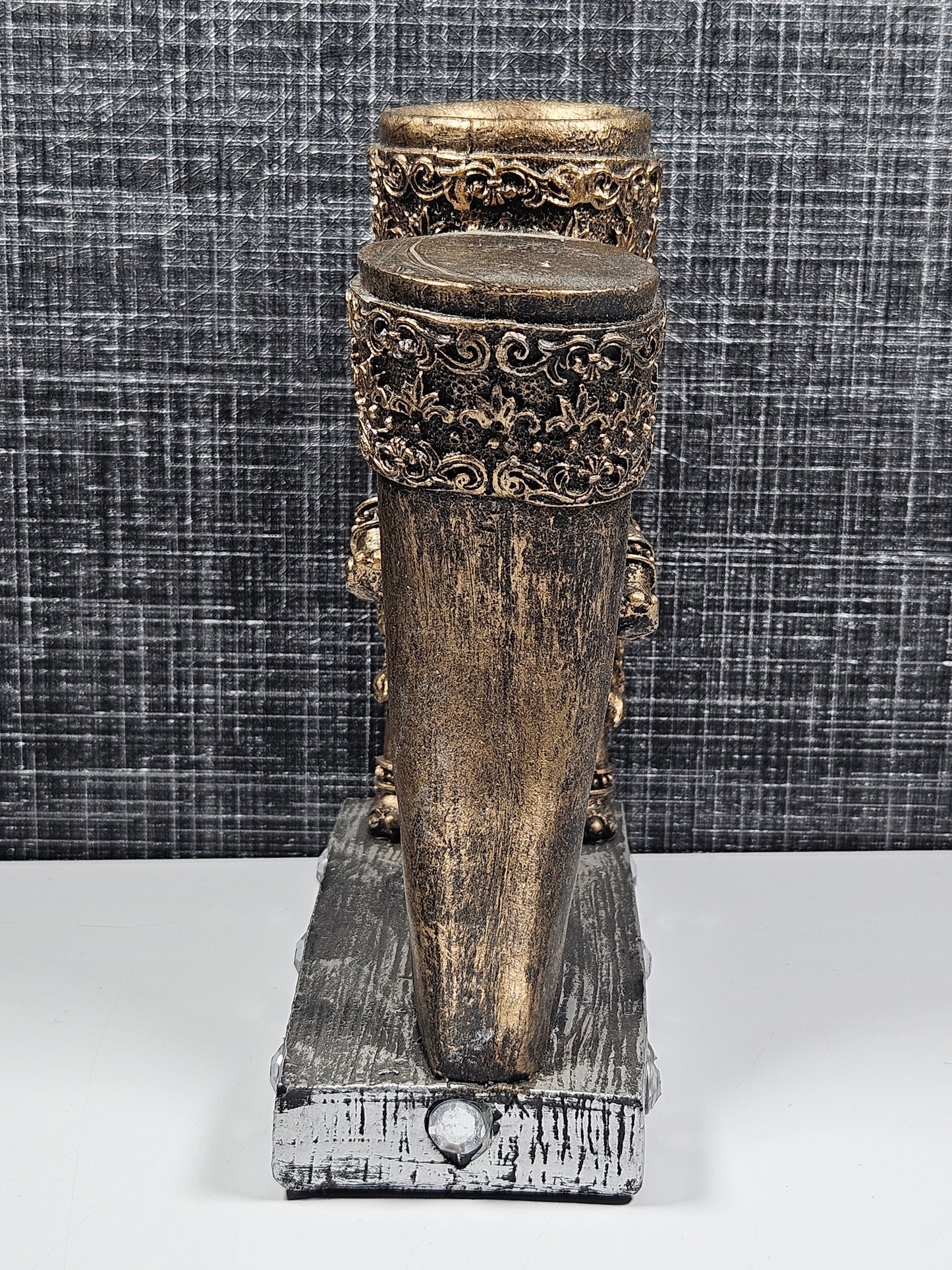 Olifant met hoorns bolhouder goud