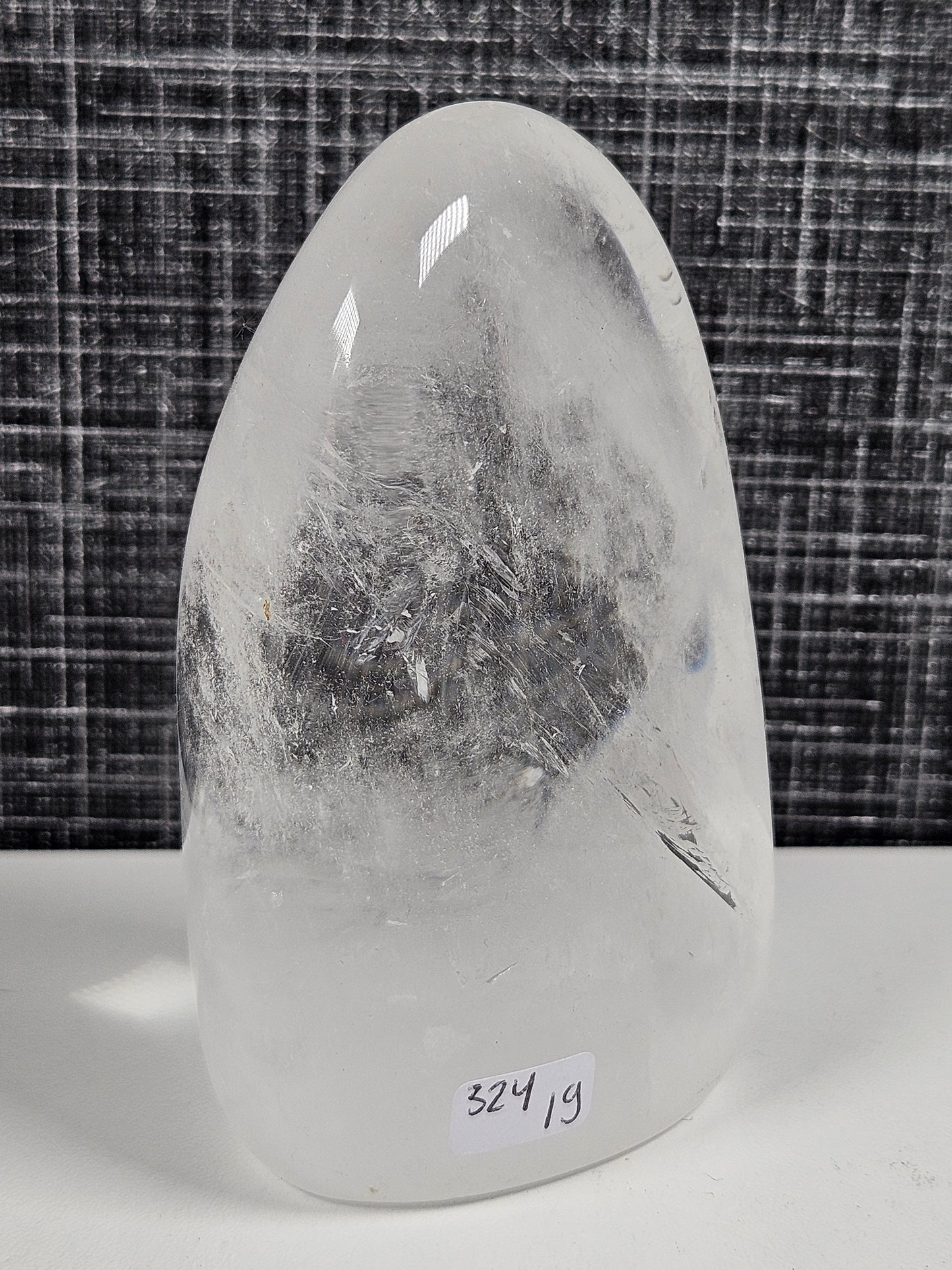 Bergkristal sculptuur 324 gram