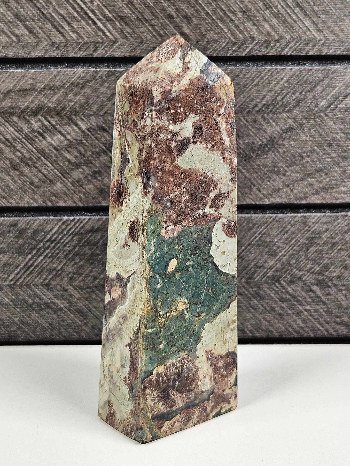 Groene bloemjaspis toren 122 gram
