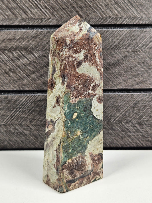 Groene bloemjaspis toren 122 gram