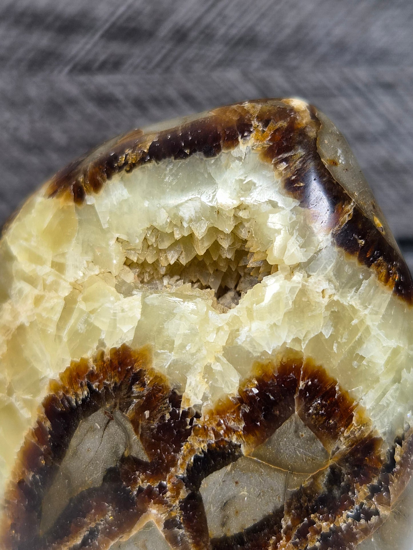 Septarie Sculptuur 328 gram