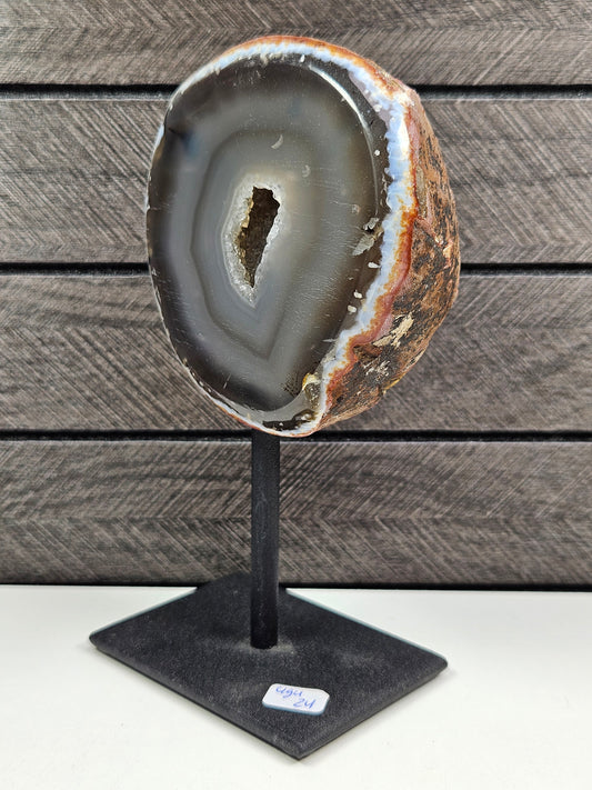 Agaat druzy op standaard 494 gram