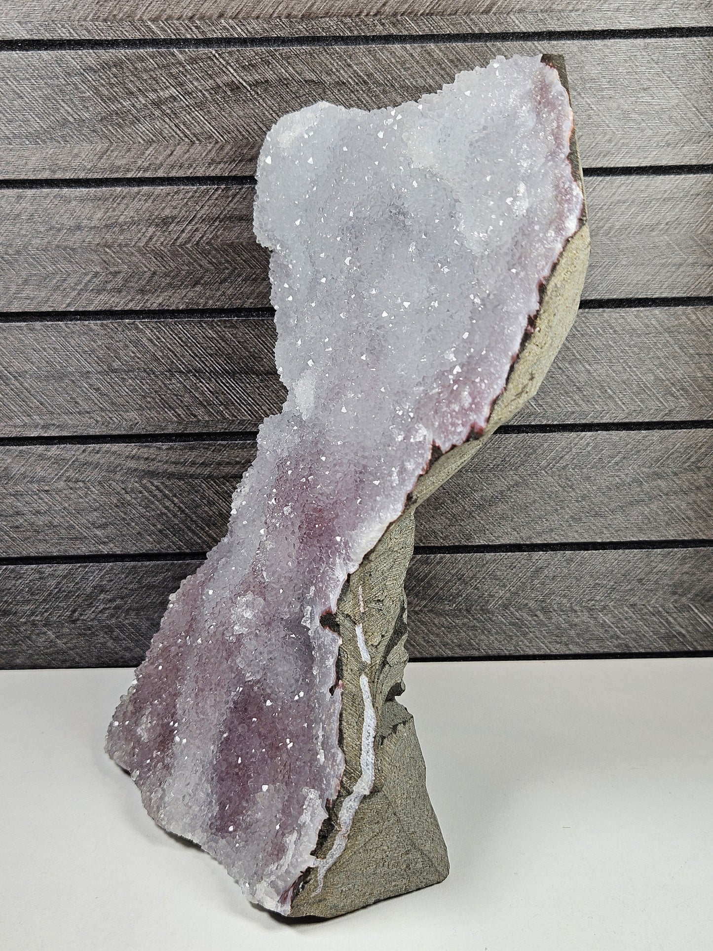 Roze chalcedoon op standvlak 2132 gram