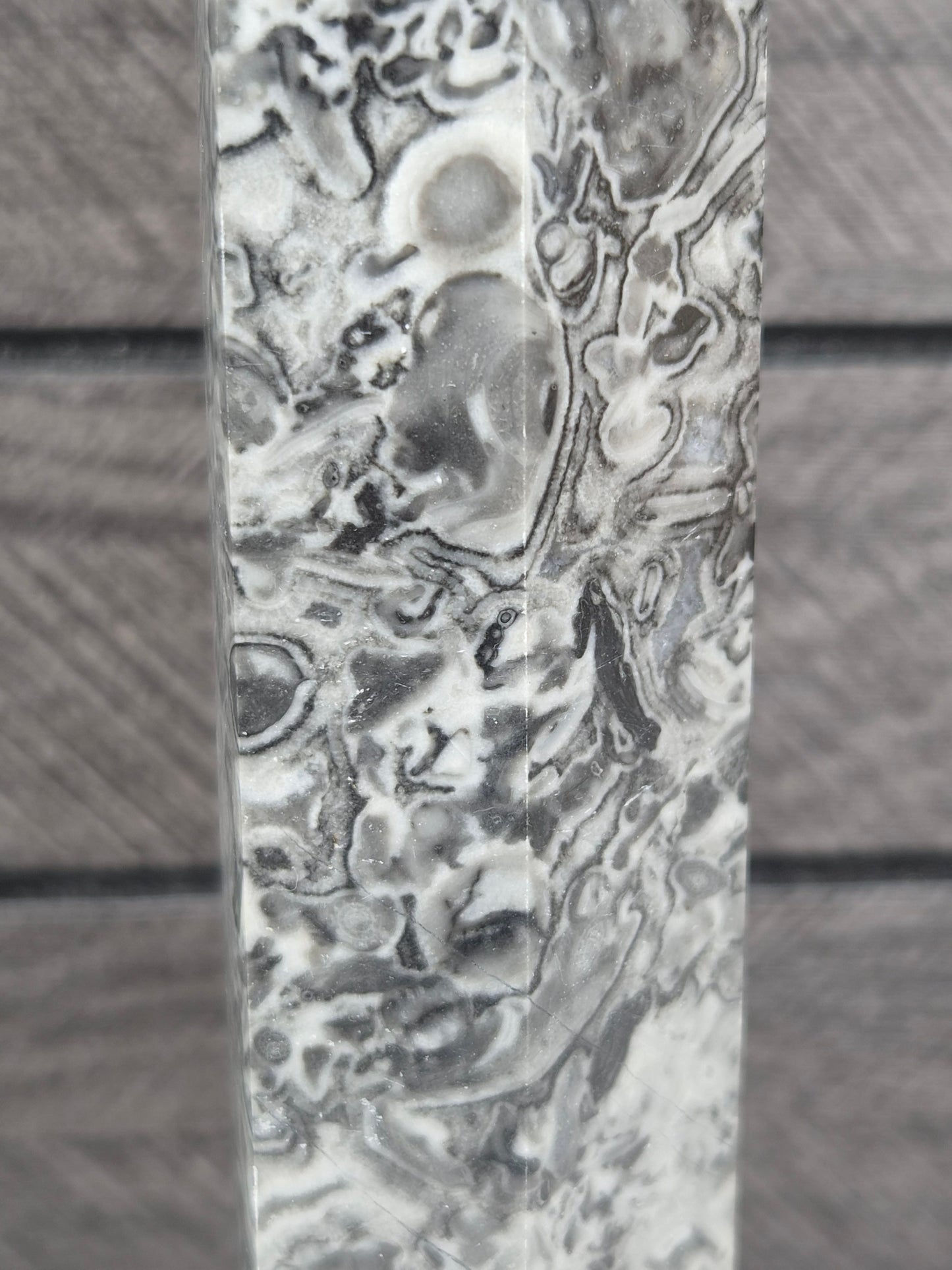 Fossiel Jaspis Toren 266 gram