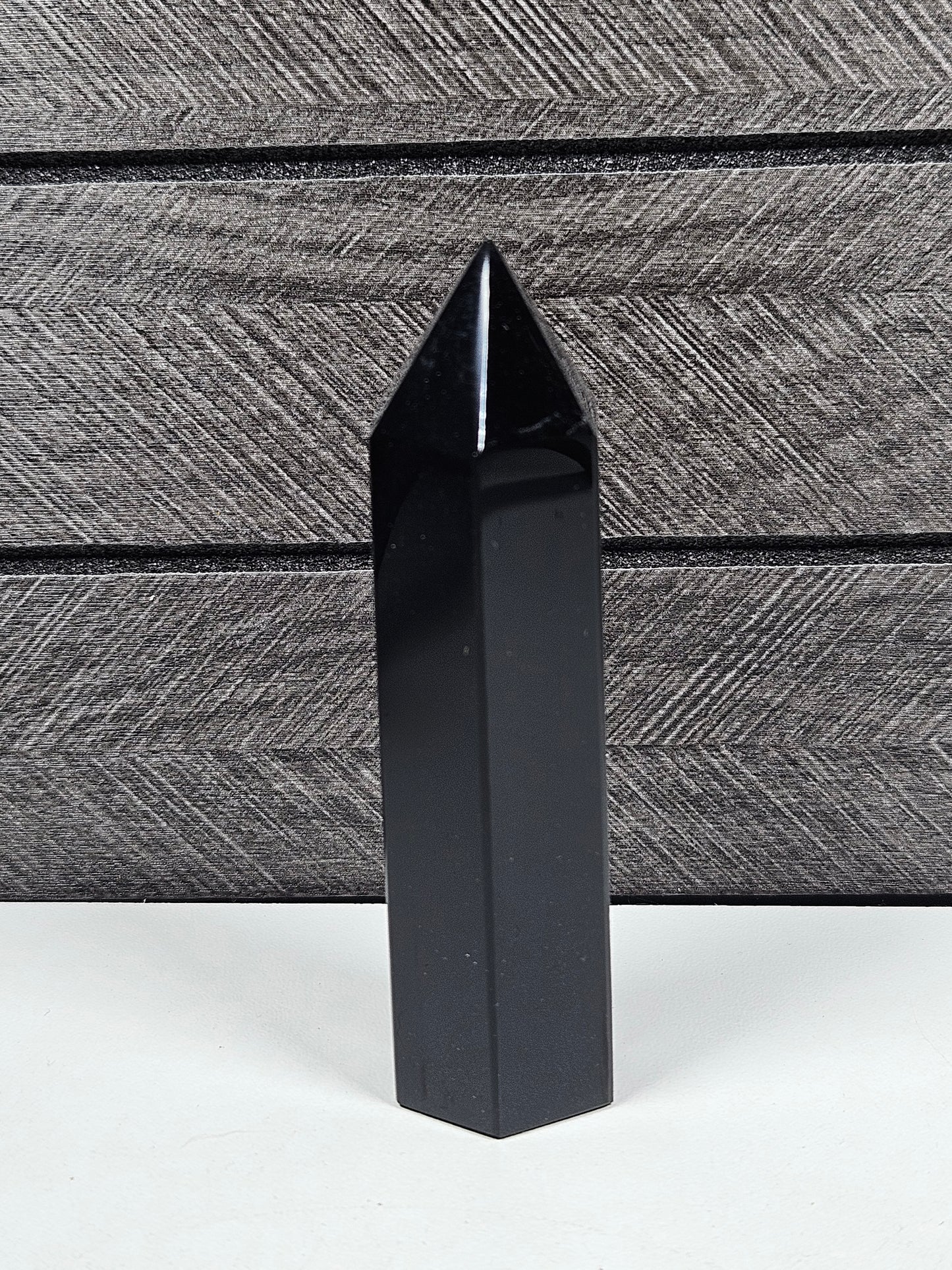 Obsidian Turm 75 Gramm