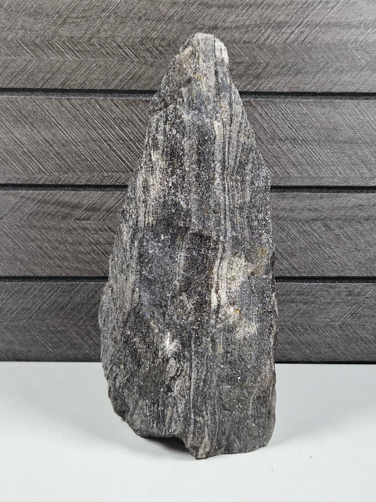 Zwarte Mica Ruw op Standvlak 1068 gram