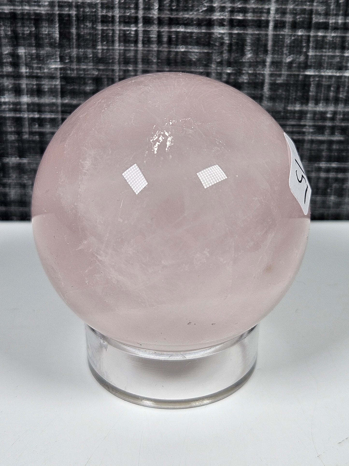 Rozenkwarts bol 147 gram
