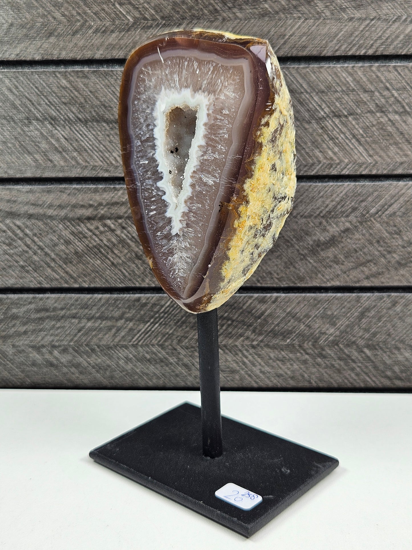 Agaat druzy op standaard 258 gram