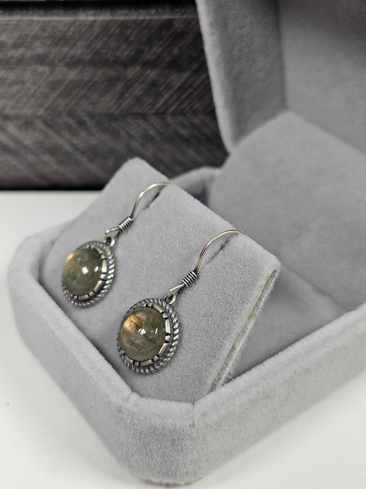 Labradoriet s925(zilver) oorbellen nr77