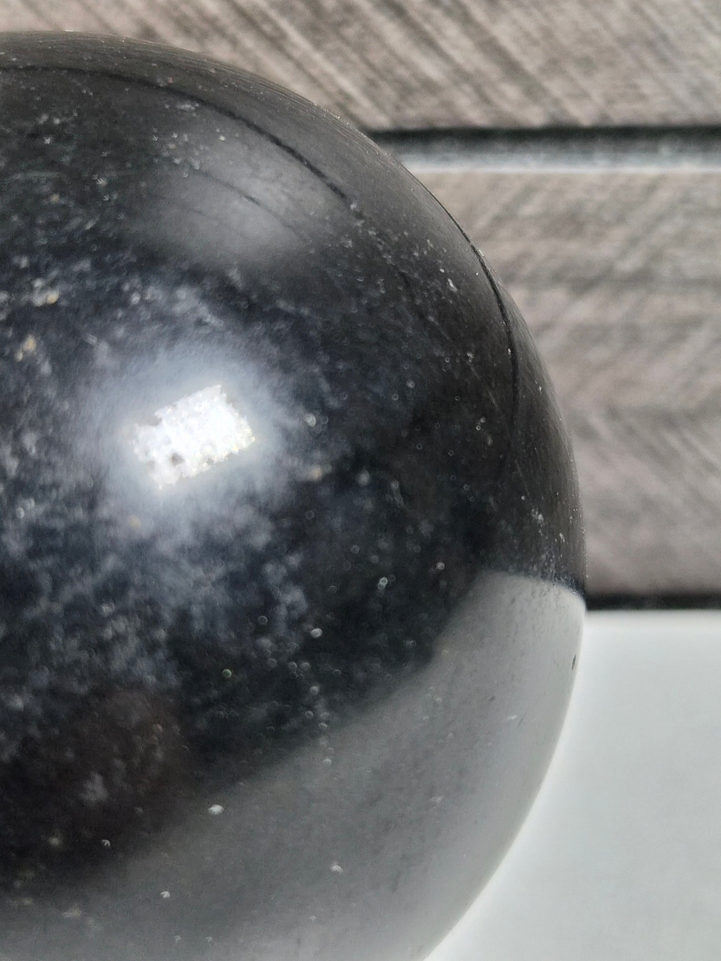 Zwarte Toermalijn bol 344 gram