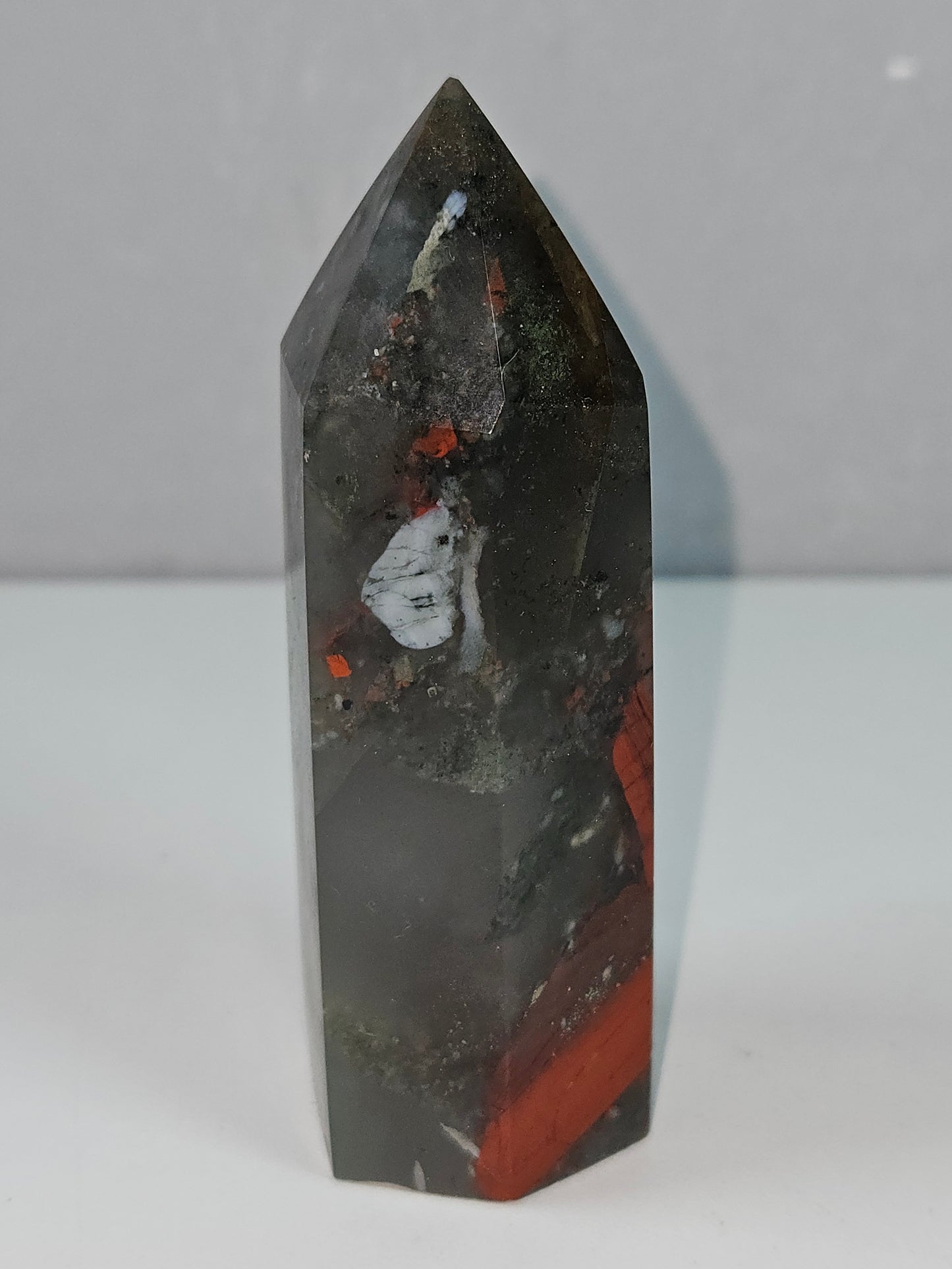 Bloedsteen toren 102 gram