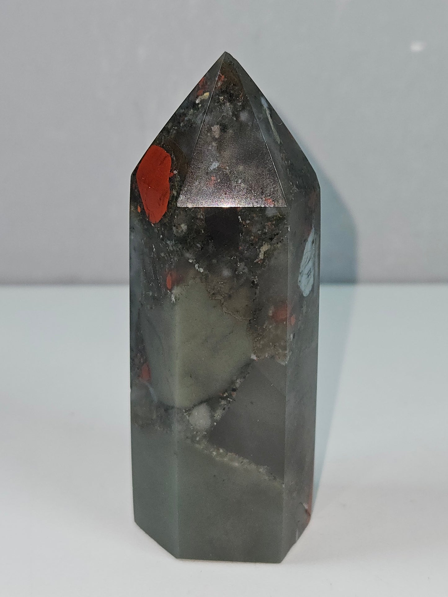 Bloedsteen toren 102 gram