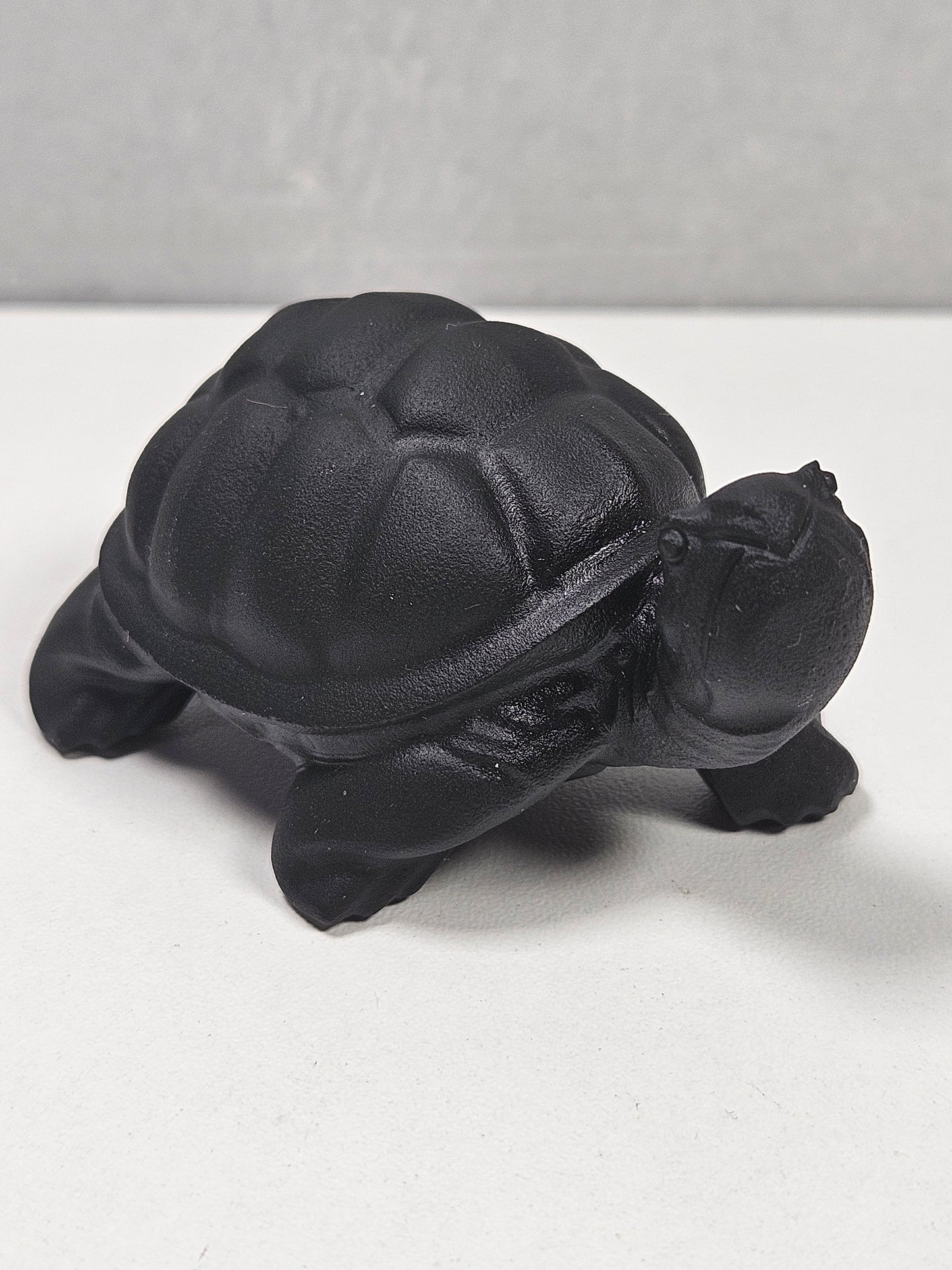 Zwarte obsidiaan schildpad