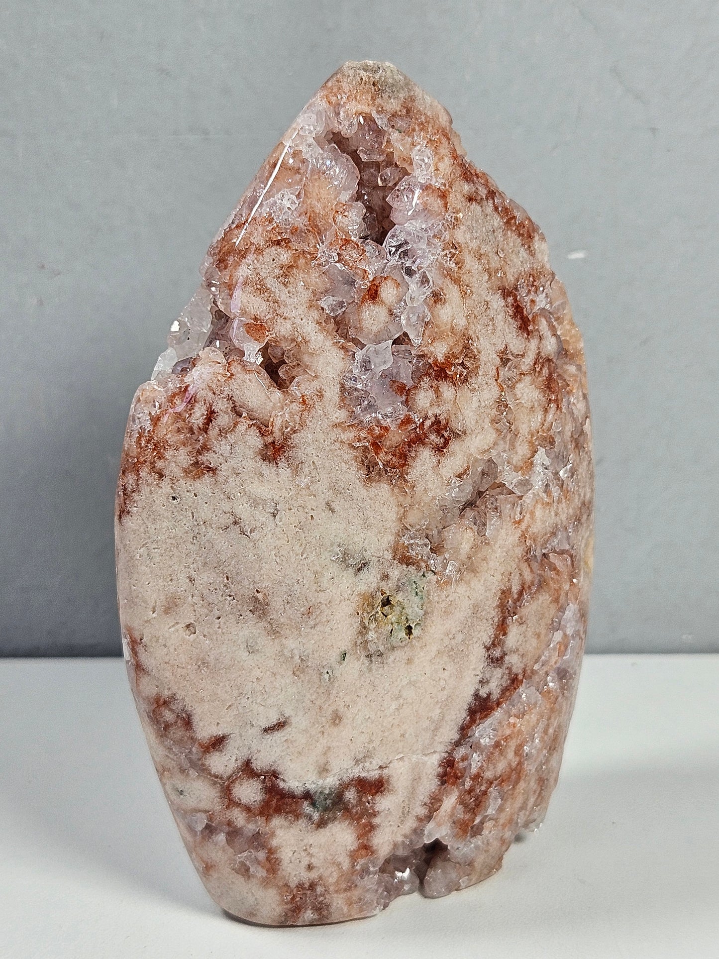 Roze amethist druppel 438 gram