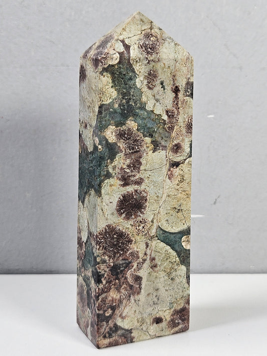 Groene bloemjaspis toren 249 gram