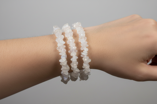 Witte maansteen split armband