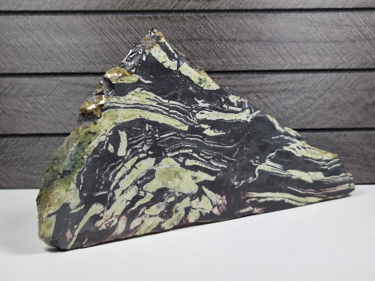Serpentijn met Hematiet slab 480 gram