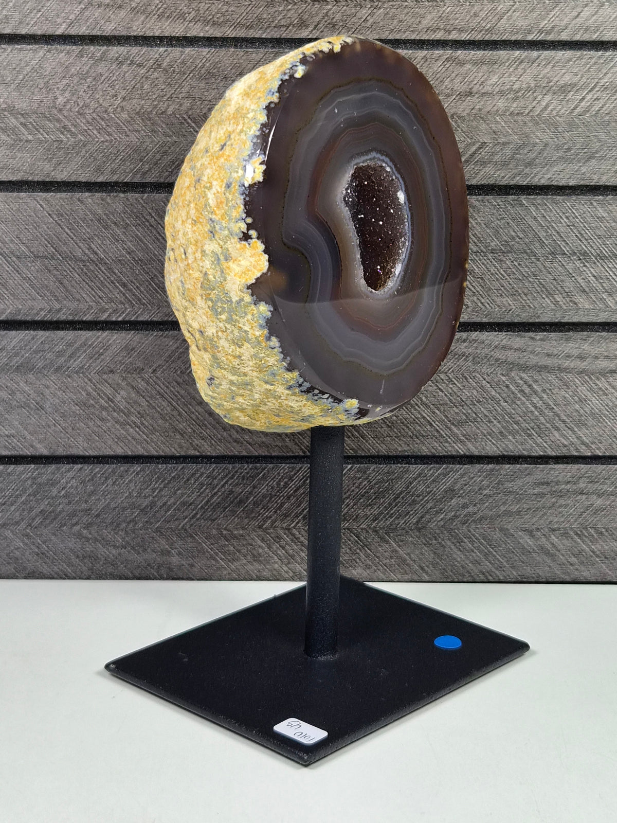 Agaat Geode op Standaard 1010 gram