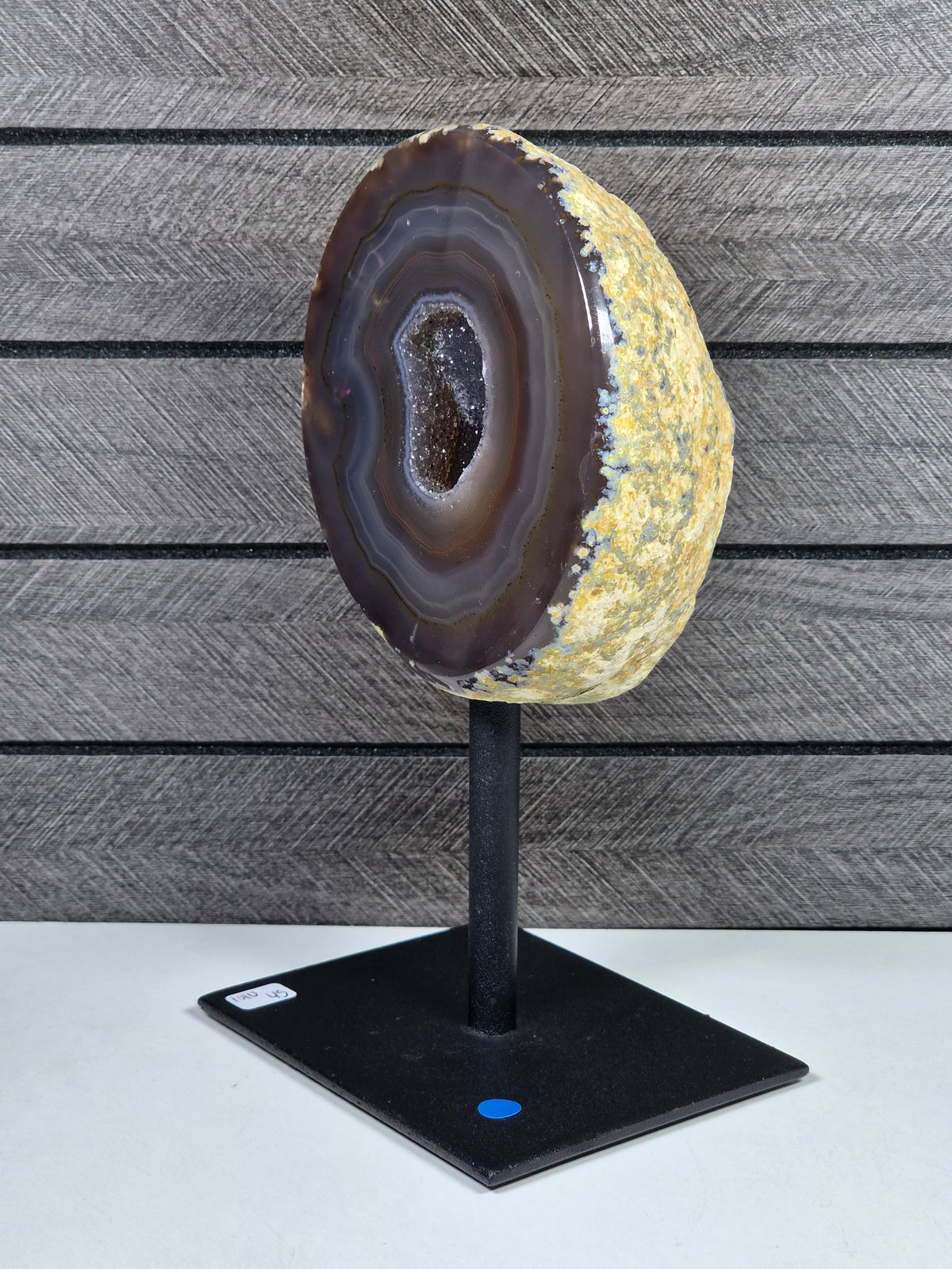 Agaat Geode op Standaard 1010 gram
