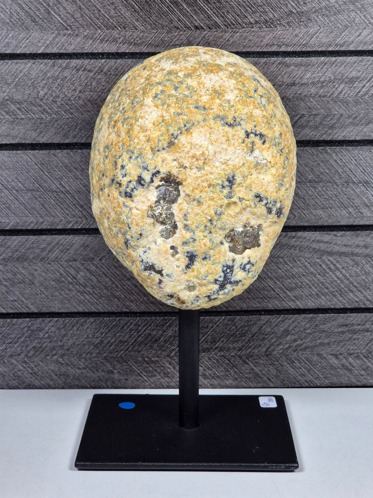 Agaat Geode op Standaard 1010 gram