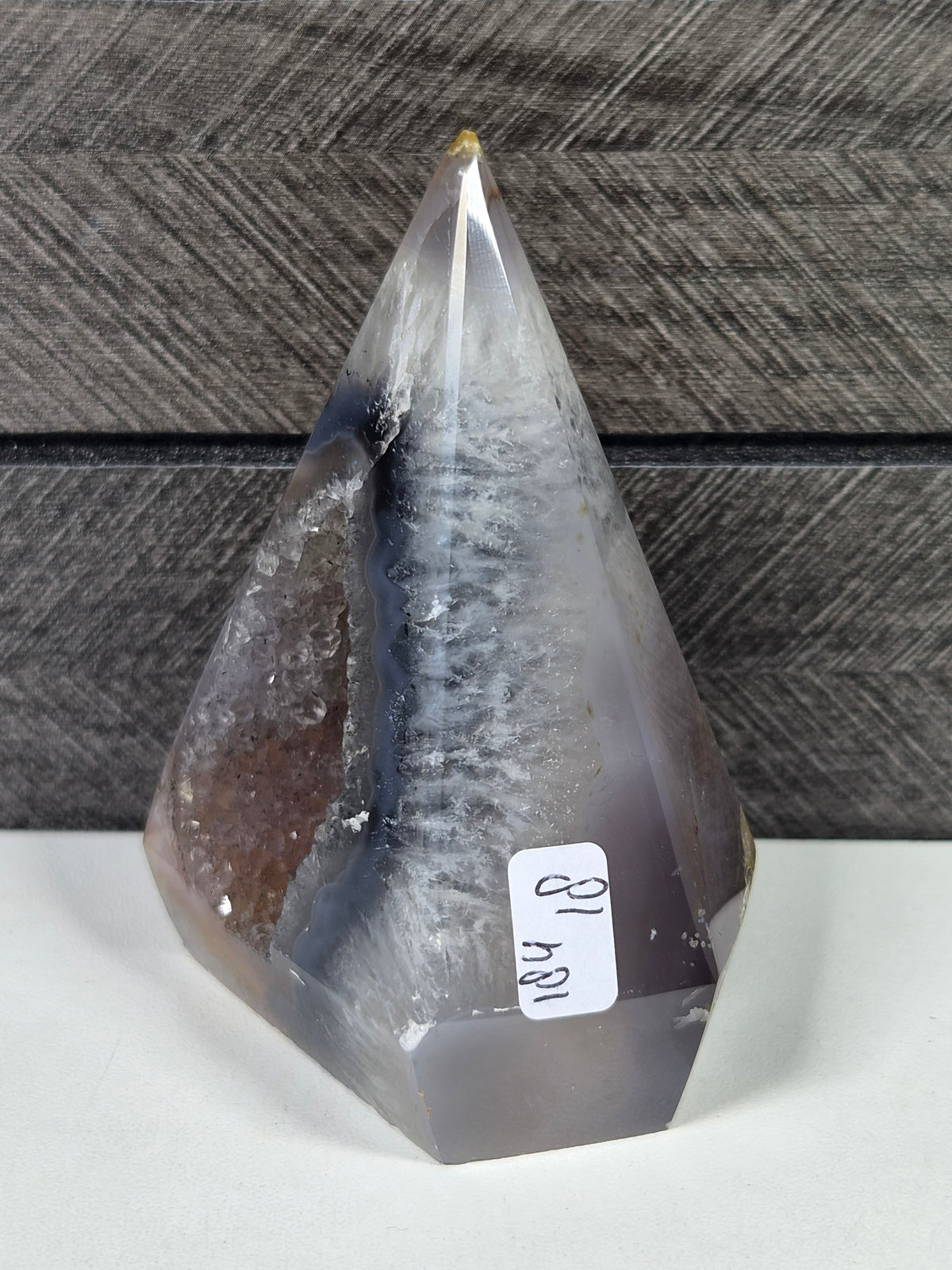 Agaat Piramide Toren 184 gram