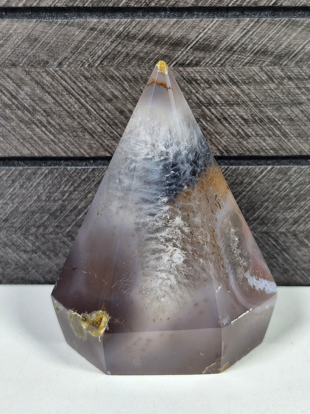 Agaat Piramide Toren 184 gram