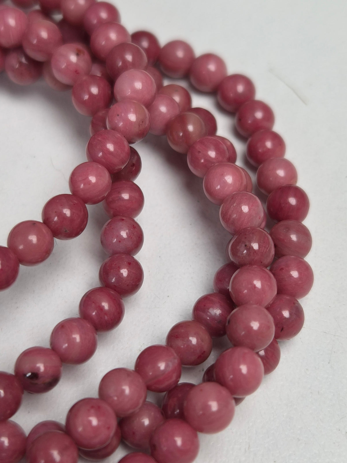 Roze Versteend Hout armband 4mm