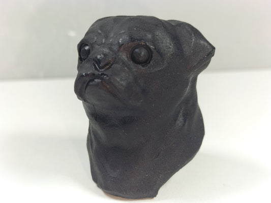 Obsidiaan mopshondje