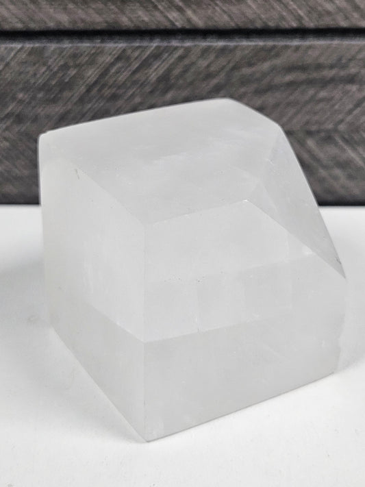 Optisch calciet kubus 160-180 gram