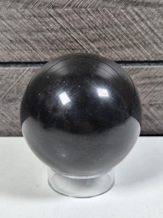 Zwarte Toermalijn bol 252 gram